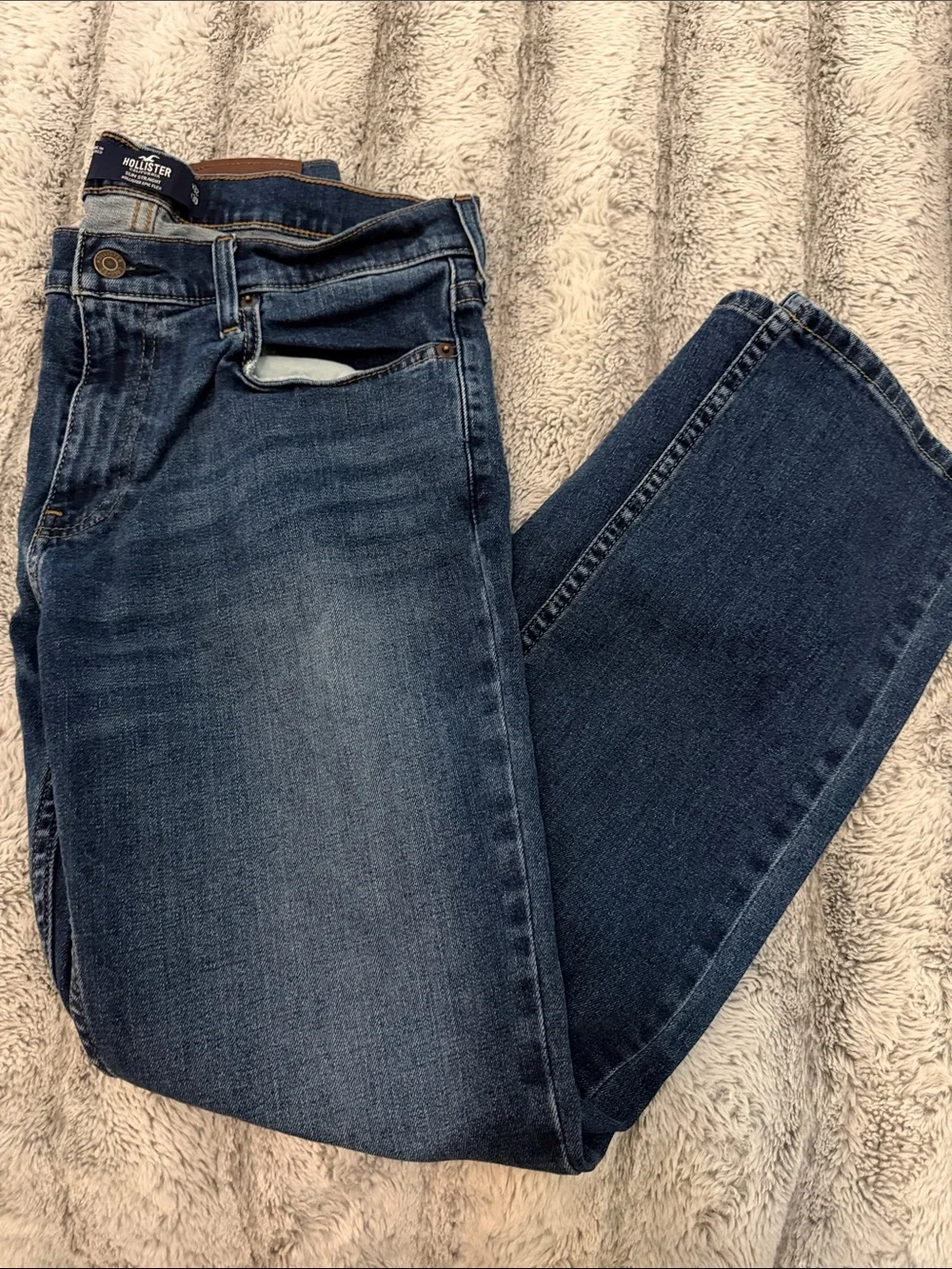 Hollister Men’s Jeans Medium Wash - Size 32 x 30